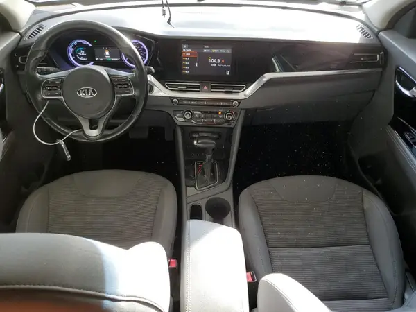 KNDCB3LC7L5393145 2020 KIA NIRO - Image 8