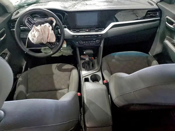 KNDCB3LC7L5396000 2020 KIA NIRO - Image 8
