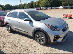 KNDCB3LC7L5413815 2020 KIA NIRO