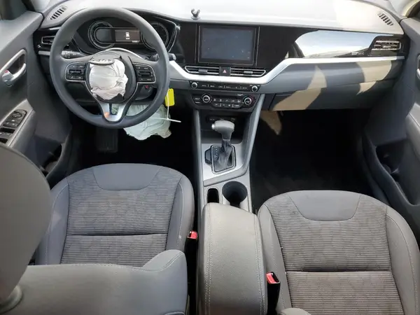 KNDCB3LC7L5419565 2020 KIA NIRO - Image 8