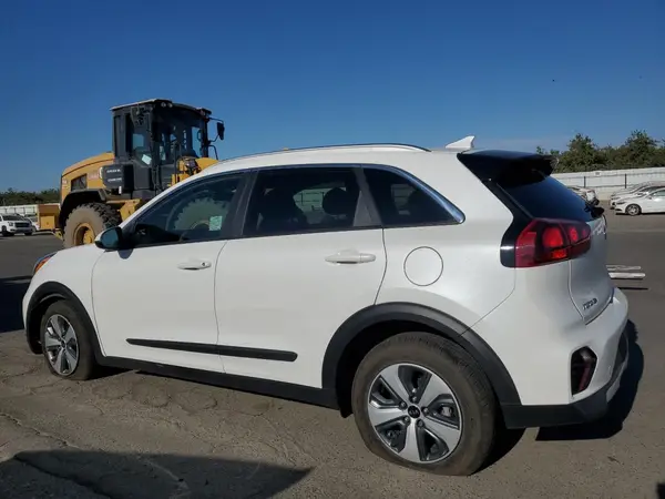 KNDCB3LC7L5432929 2020 KIA NIRO - Image 2