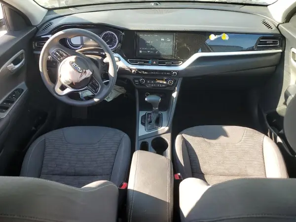KNDCB3LC7L5432929 2020 KIA NIRO - Image 8
