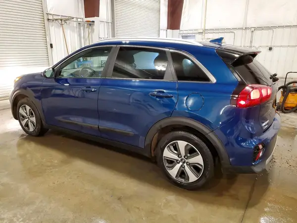 KNDCB3LC7M5464264 2021 KIA NIRO - Image 2