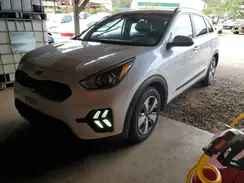 KNDCB3LC7M5465673 2021 KIA NIRO