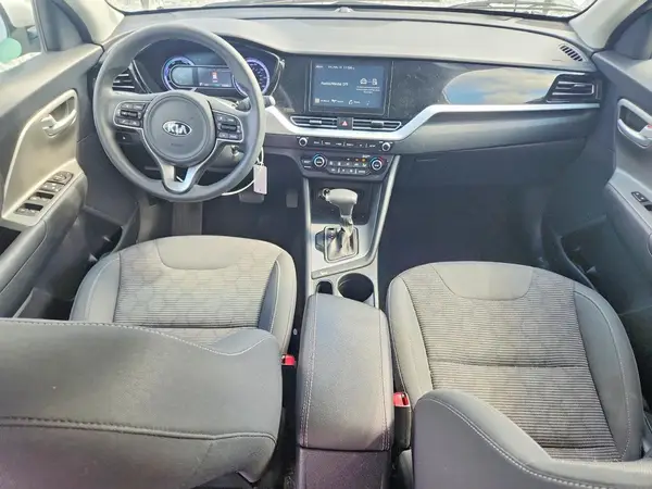 KNDCB3LC7M5479010 2021 KIA NIRO - Image 8