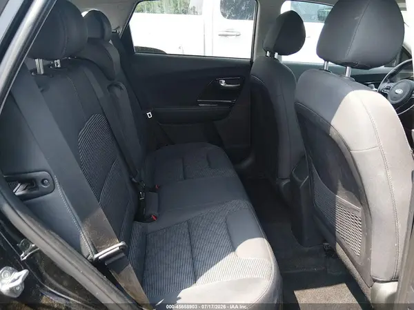 KNDCB3LC7M5480156 2021 KIA NIRO - Image 8