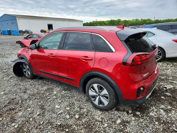 KNDCB3LC7N5509351 2022 KIA NIRO - Image 2