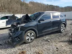 KNDCB3LC7N5512279 2022 KIA NIRO