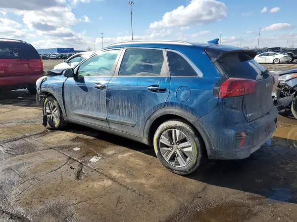 KNDCB3LC7N5514968 2022 KIA NIRO - Image 2