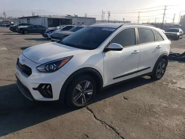 KNDCB3LC7N5516025 2022 KIA NIRO - Image 1