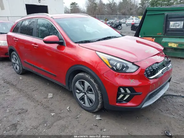 KNDCB3LC7N5518664 2022 KIA NIRO - Image 1