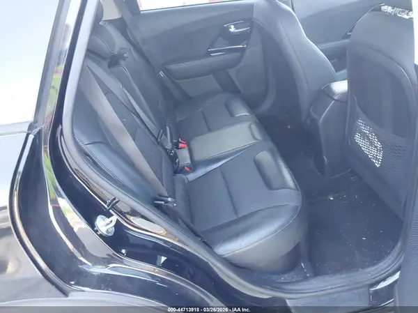 KNDCB3LC7N5527137 2022 KIA NIRO - Image 8