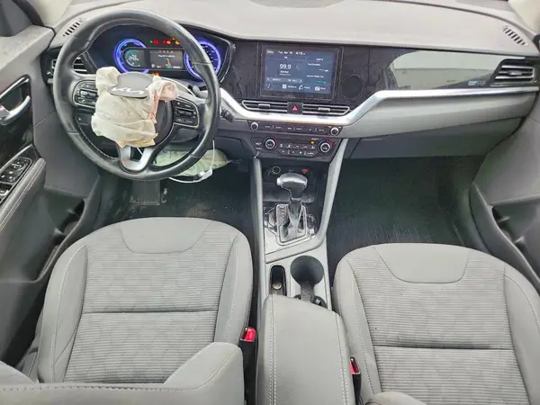 KNDCB3LC7N5533472 2022 KIA NIRO - Image 8