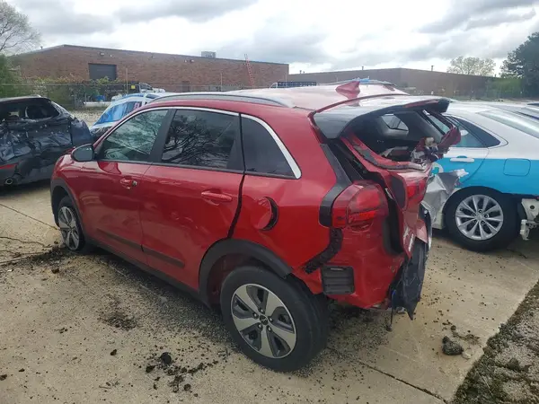 KNDCB3LC7N5534802 2022 KIA NIRO - Image 2