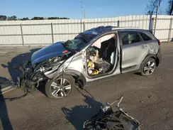 KNDCB3LC7N5539580 2022 KIA NIRO