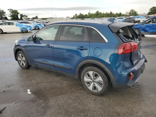 KNDCB3LC7N5540163 2022 KIA NIRO - Image 2