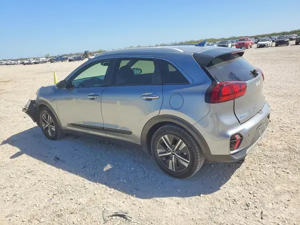 KNDCB3LC7N5540518 2022 KIA NIRO - Image 2