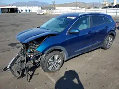 KNDCB3LC7N5548568 2022 KIA NIRO