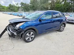 KNDCB3LC8H5039928 2017 KIA NIRO