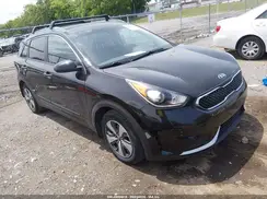 KNDCB3LC8H5040310 2017 KIA NIRO