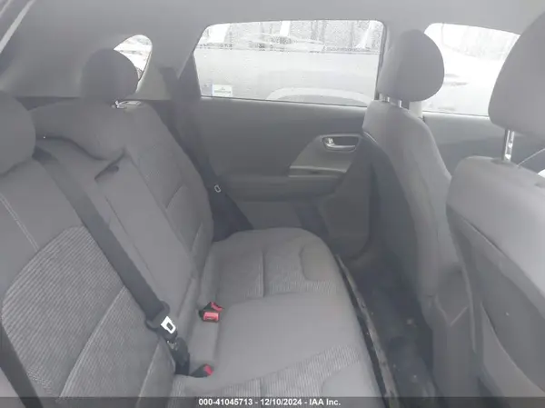 KNDCB3LC8H5048326 2017 KIA NIRO - Image 8
