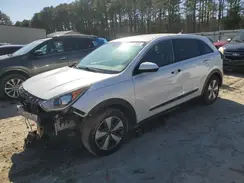 KNDCB3LC8H5048892 2017 KIA NIRO