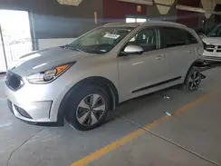 KNDCB3LC8H5049041 2017 KIA NIRO
