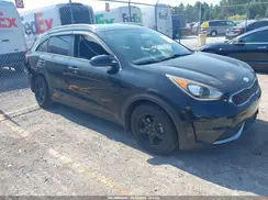 KNDCB3LC8H5049329 2017 KIA NIRO