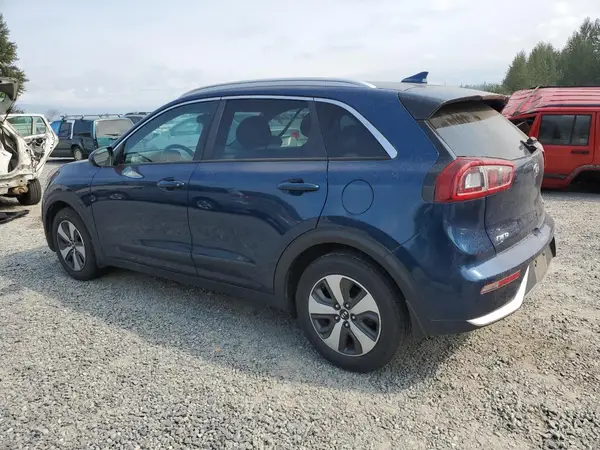 KNDCB3LC8H5051131 2017 KIA NIRO - Image 2