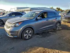 KNDCB3LC8H5056894 2017 KIA NIRO