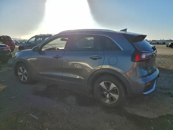 KNDCB3LC8H5056894 2017 KIA NIRO - Image 2