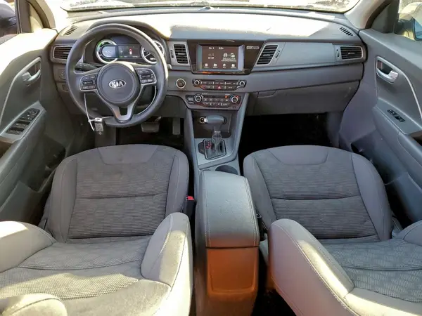 KNDCB3LC8H5056894 2017 KIA NIRO - Image 8