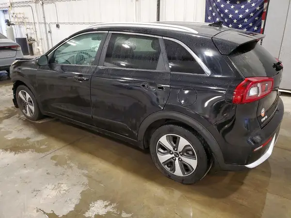 KNDCB3LC8H5059083 2017 KIA NIRO - Image 2