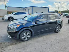 KNDCB3LC8H5070066 2017 KIA NIRO