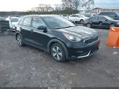 KNDCB3LC8H5073534 2017 KIA NIRO