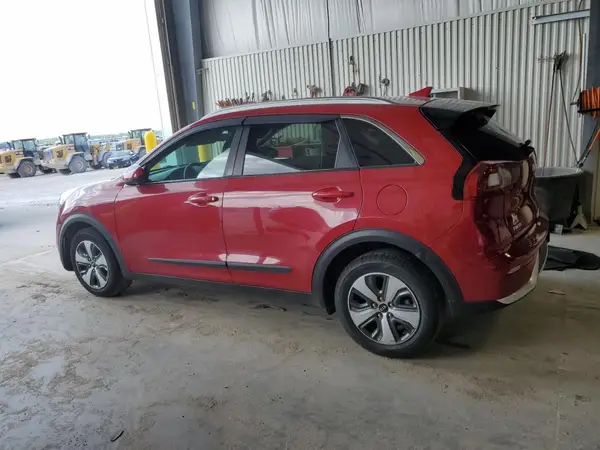 KNDCB3LC8H5077356 2017 KIA NIRO - Image 2