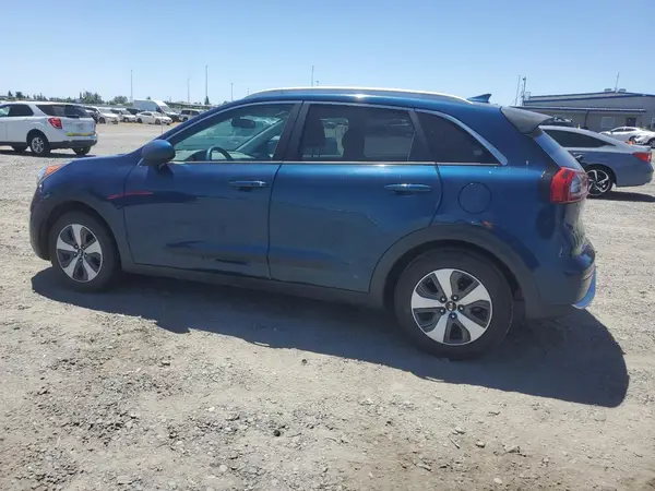 KNDCB3LC8H5077535 2017 KIA NIRO - Image 2