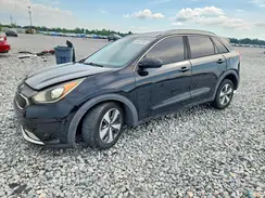 KNDCB3LC8H5082430 2017 KIA NIRO