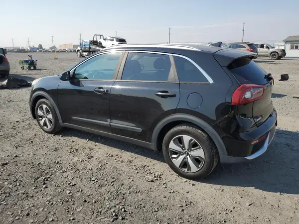KNDCB3LC8H5084923 2017 KIA NIRO - Image 2
