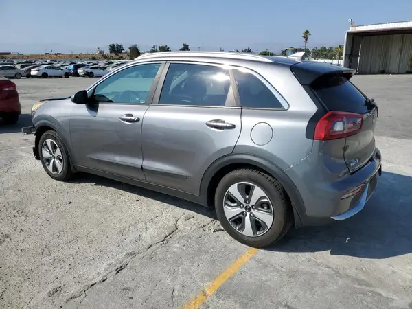 KNDCB3LC8H5094982 2017 KIA NIRO - Image 2