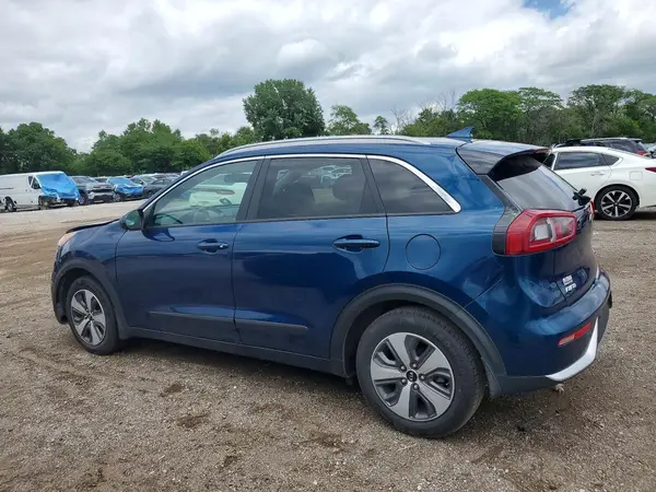 KNDCB3LC8H5099678 2017 KIA NIRO - Image 2