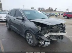 KNDCB3LC8H5101283 2017 KIA NIRO