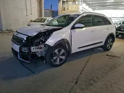KNDCB3LC8J5119675 2018 KIA NIRO