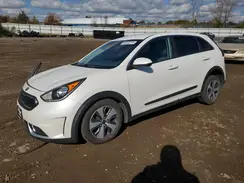 KNDCB3LC8J5126593 2018 KIA NIRO