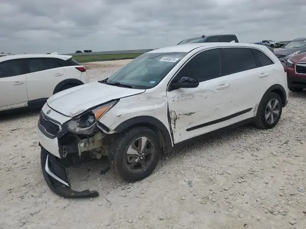 KNDCB3LC8J5127727 2018 KIA NIRO - Image 1