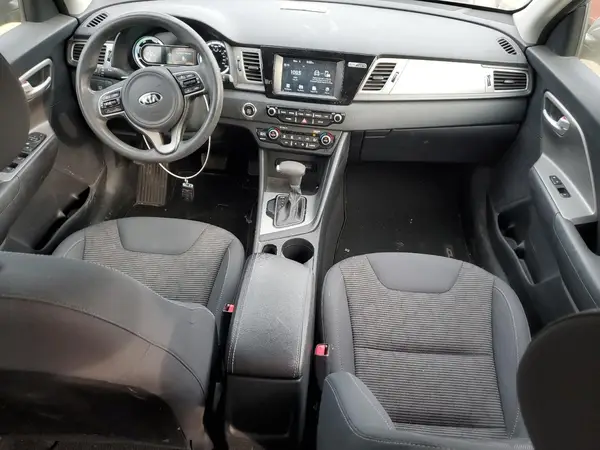 KNDCB3LC8J5154801 2018 KIA NIRO - Image 8