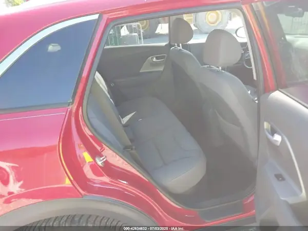 KNDCB3LC8J5161912 2018 KIA NIRO - Image 8