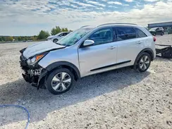 KNDCB3LC8J5174921 2018 KIA NIRO