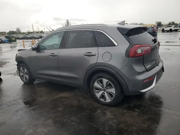 KNDCB3LC8J5177320 2018 KIA NIRO - Image 2