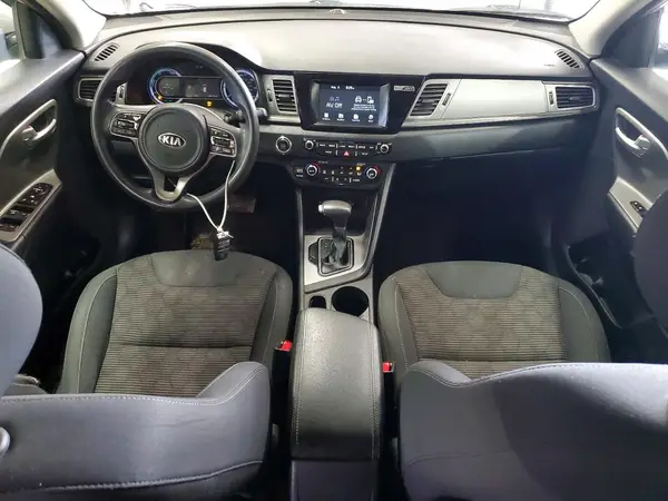 KNDCB3LC8J5200580 2018 KIA NIRO - Image 8